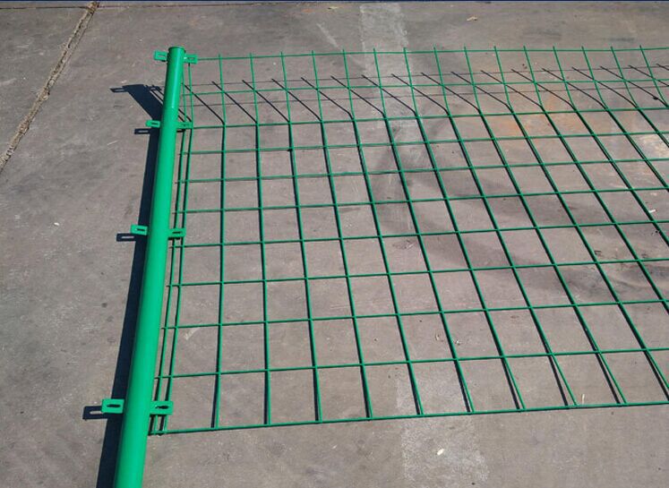 护栏网 绿色双边丝护栏网 高速公路护栏网现货供应千张当日发货