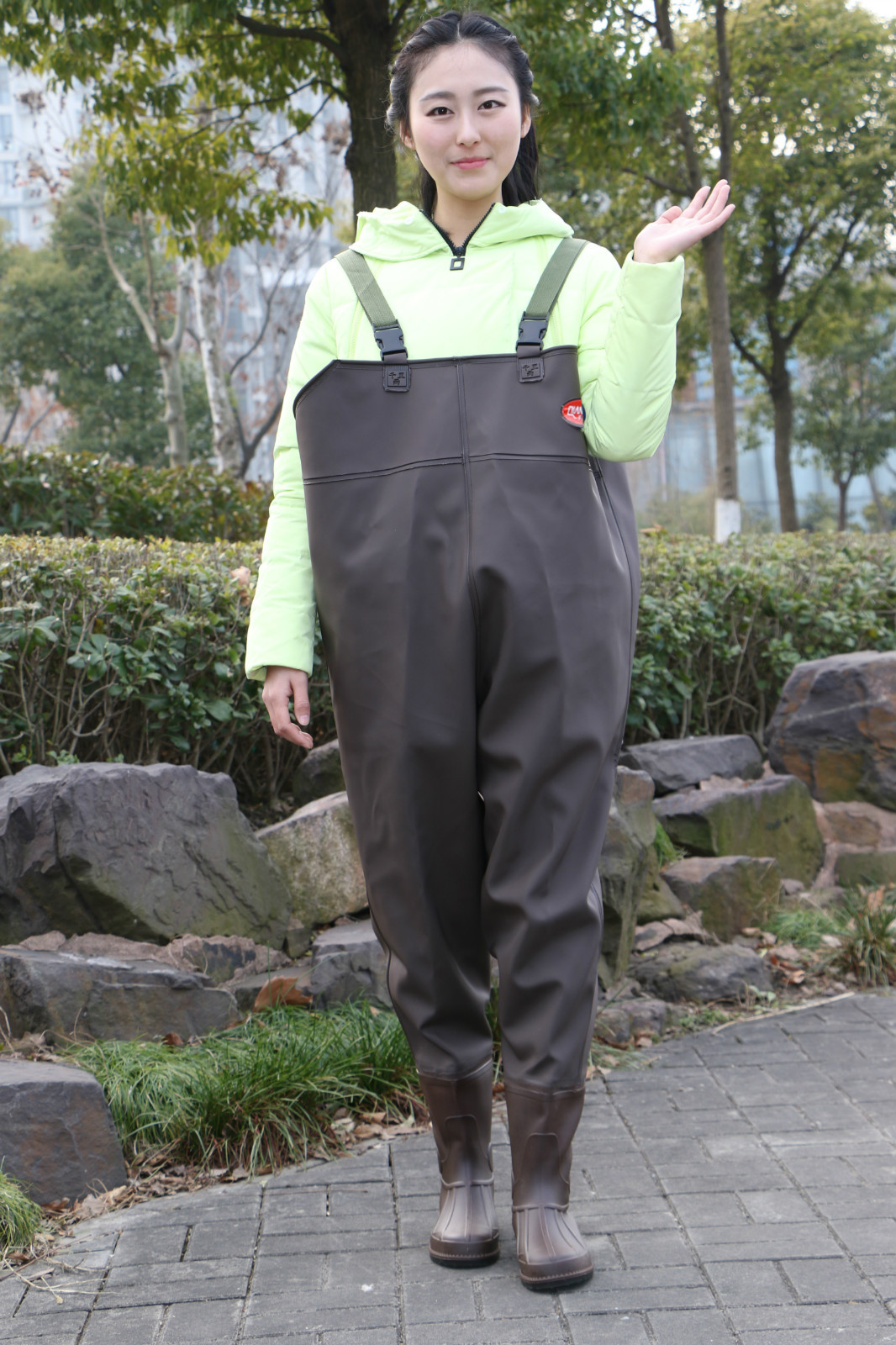 批发千里雨平纹咖啡加厚水叉防水裤钓鱼服下水裤10年欧美供货a