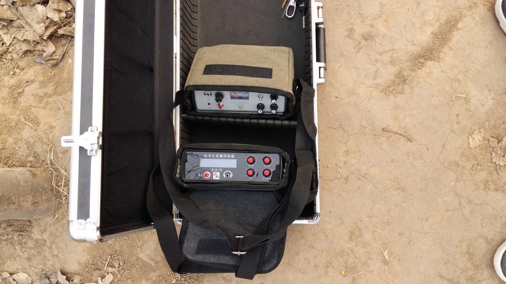 内蒙通辽 农夫七代脉冲地下金属探测器地下金属探测器手持探宝仪