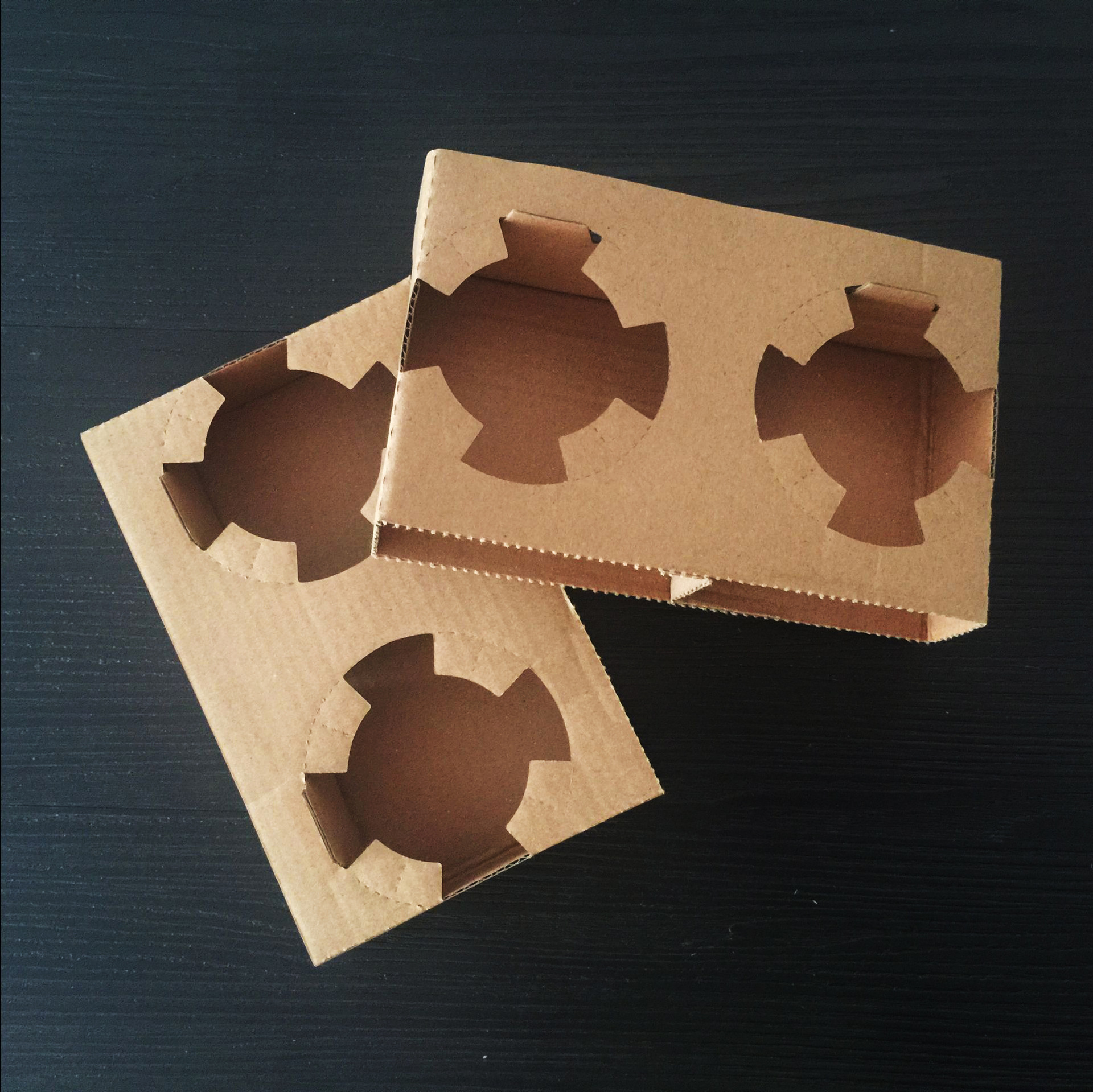 定制i咖啡杯托 咖啡杯杯套 纸杯套 牛皮纸纸杯托 纸杯卡托批发