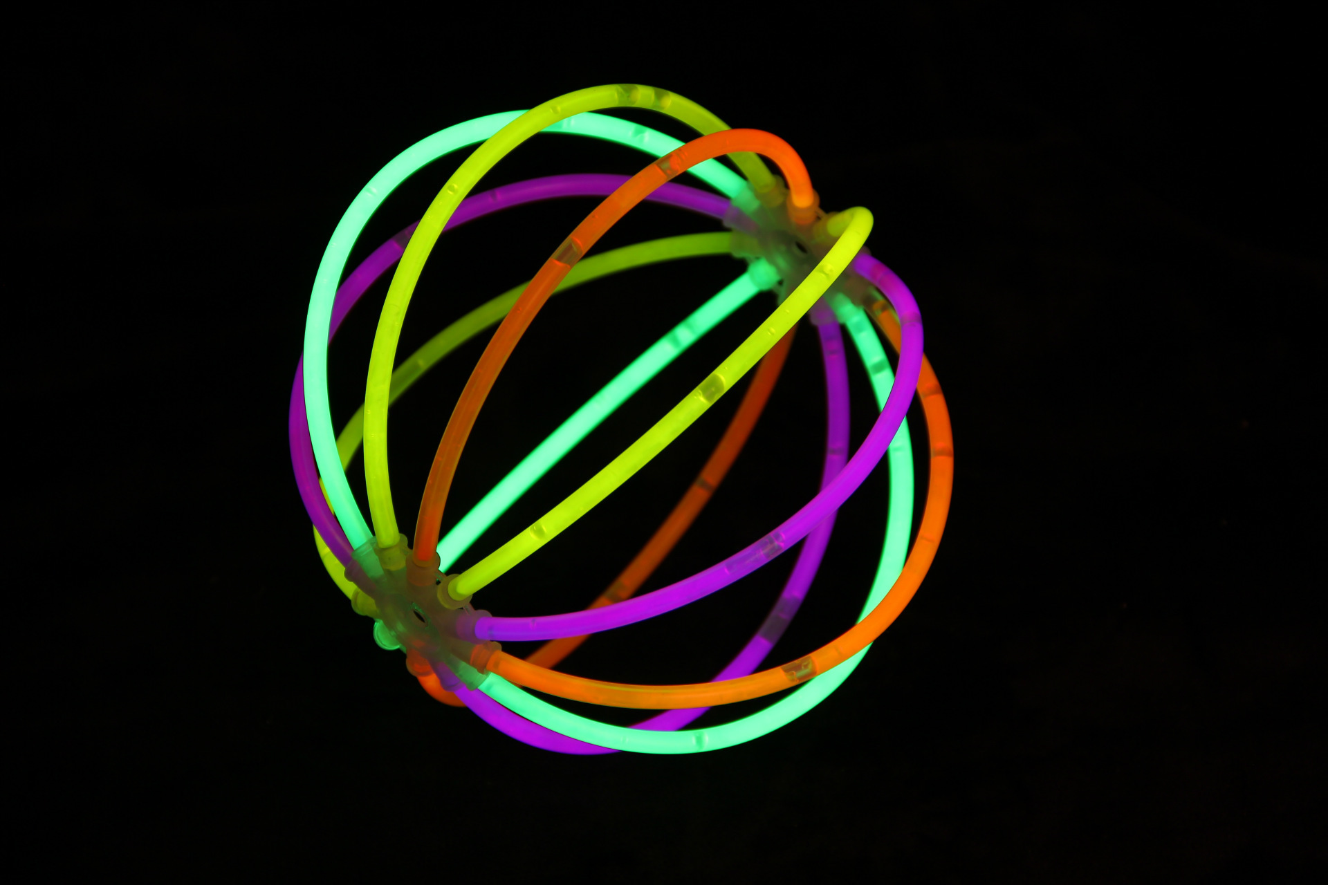 厂家直销夜光灯笼 荧光球 荧光棒造型diy 发光玩具采购价格,怎么样