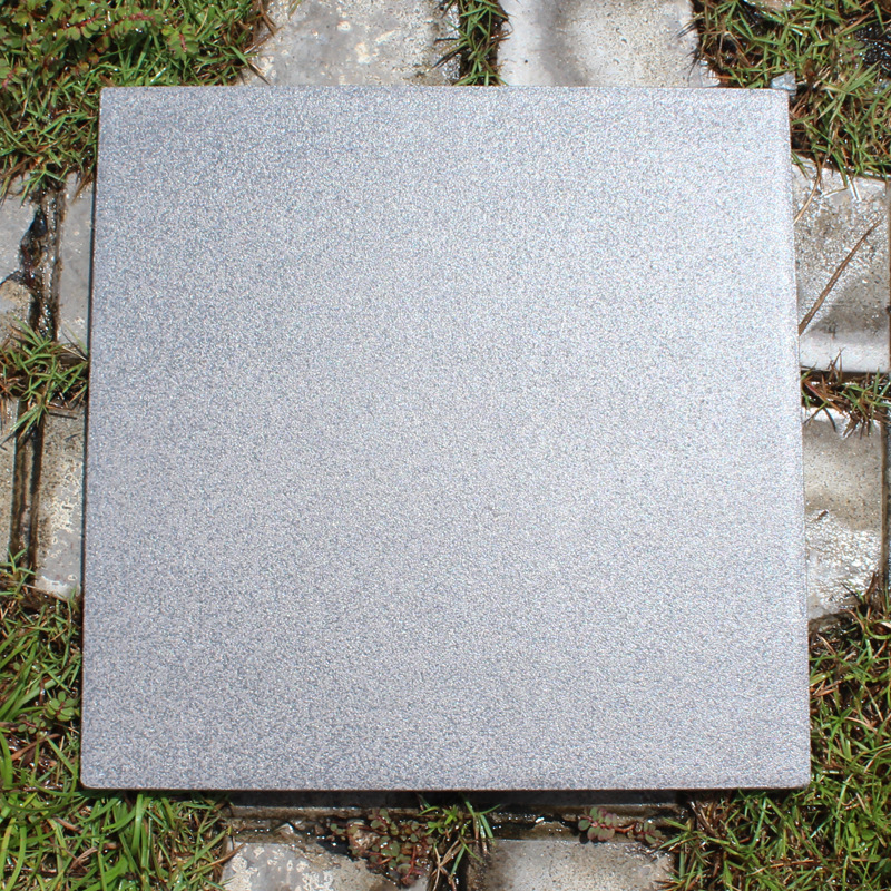 200*200红色防滑吸水防潮砖 工厂学校食堂厨房地面铺贴吸水地板砖