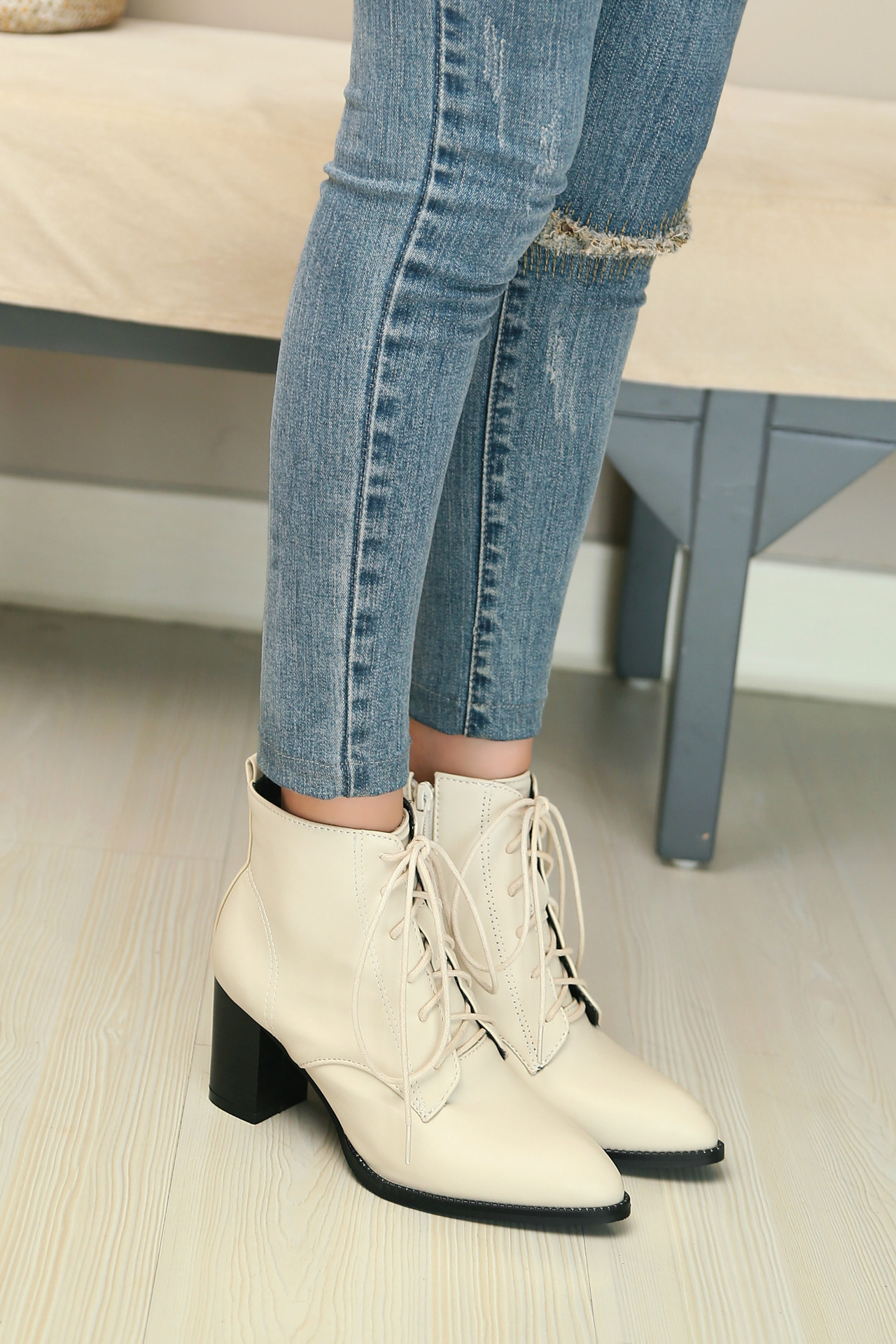 靴子女秋冬新款 前系带特大码短靴40-48码外贸欧美女靴尖头z6