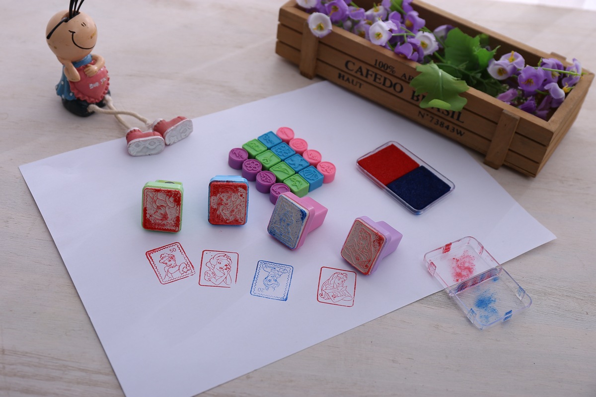 厂家直销塑料印章 儿童益智卡通玩具塑料印章 卡通图案印章