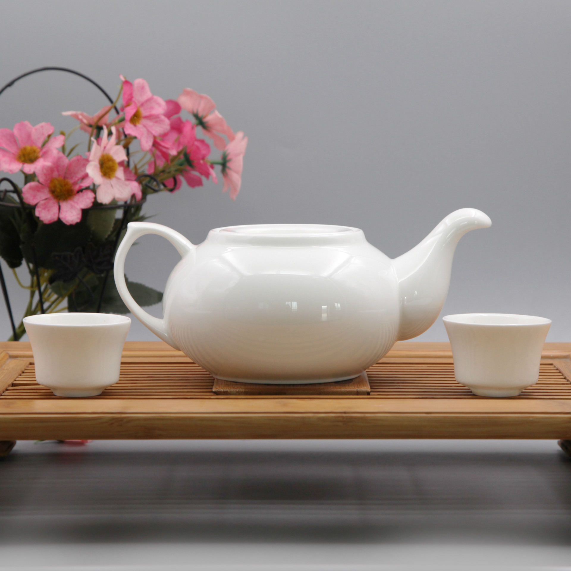 雷格唐山骨瓷纯白陶瓷壶鹰嘴壶酒店餐厅专用茶壶可定制