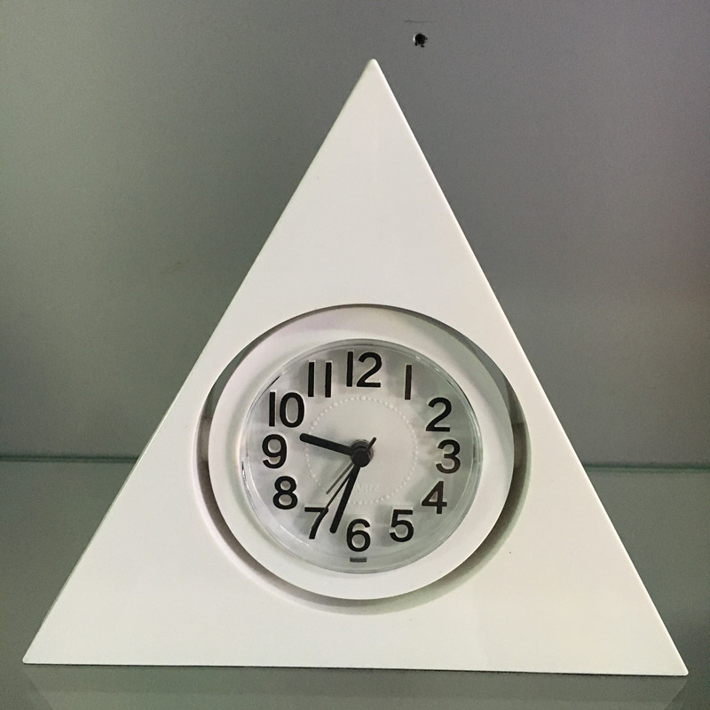 三角形摇摆闹钟 糖果色闹钟 金字塔闹钟 摇摆时钟 明珠星新款