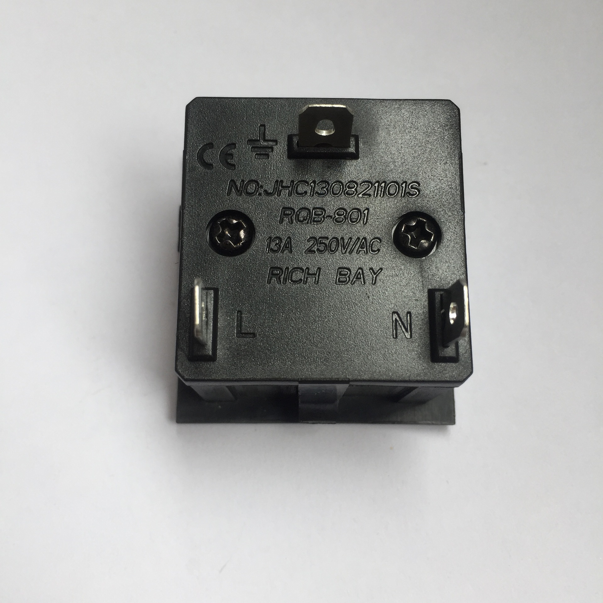 ups电源输出插座,稳压器ups插座输出插座,逆变器插座 稳压器