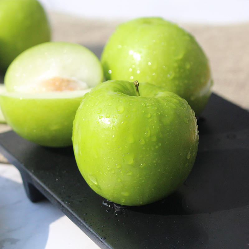 供应 台湾品种牛奶枣自有果园老树果新鲜现摘 5斤送1斤 一.