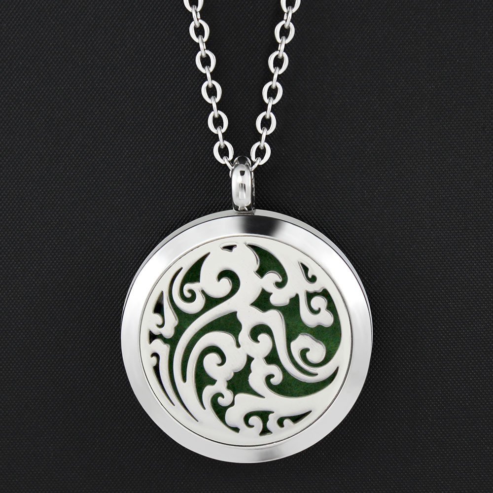 欧美饰品 亚马逊爆款 镂空祥云图案合金香薰吊坠圆形光面项链磁铁