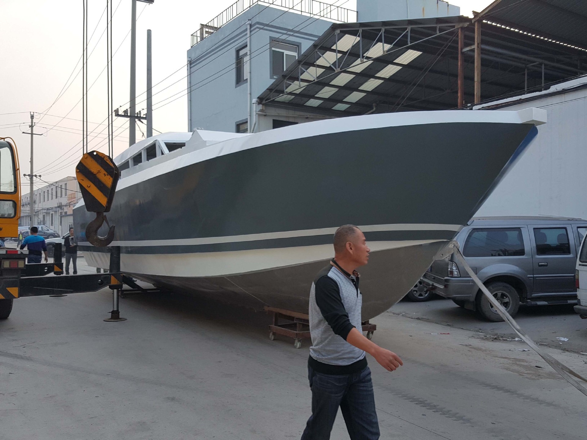 供应12米双层观光艇/豪华游艇/商务接待船/快艇/各类公务艇钓鱼艇