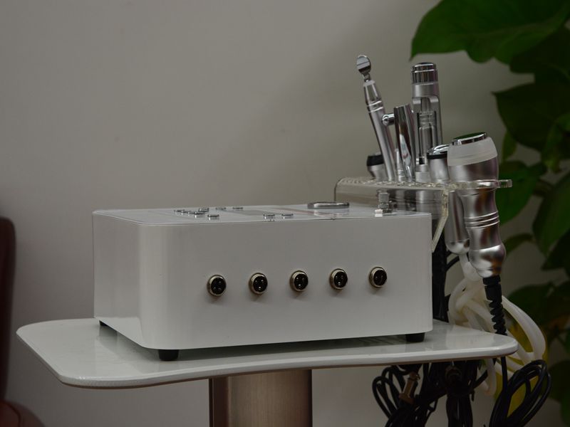 台式5d面雕仪 综合面部清洁护理仪器 面部补水嫩肤抗衰祛皱美容仪