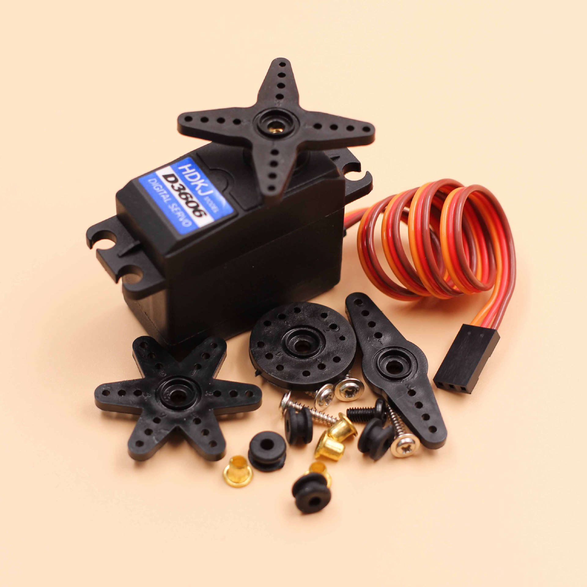 厂家直销6kg舵机金属齿轮遥控模型数字舵机航模舵机机器人手臂