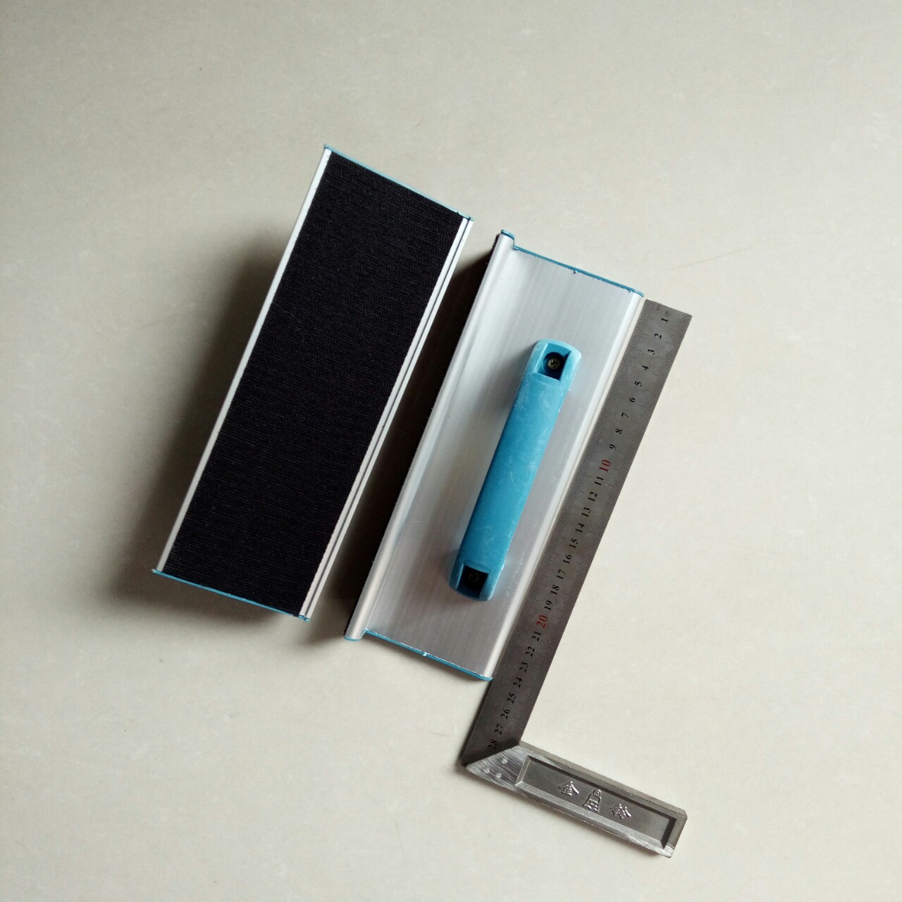 批发50长25长铝合金砂架自粘植绒砂纸打磨器墙角阴角自粘砂纸架