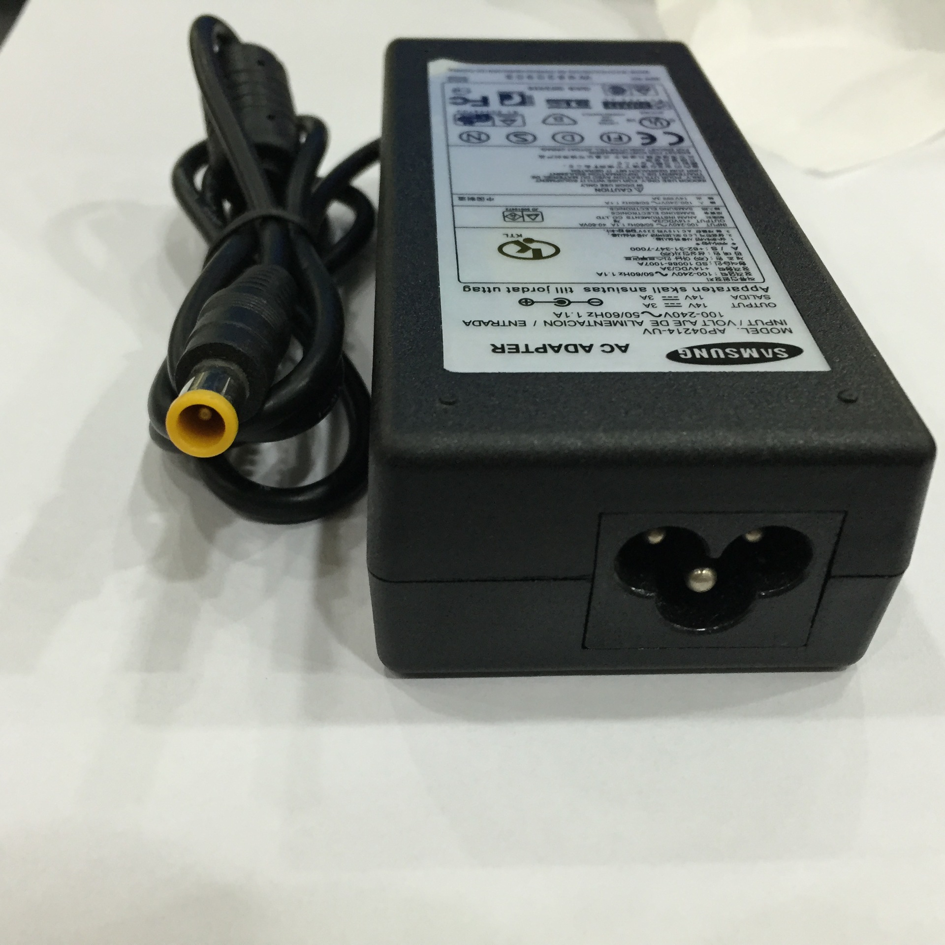 显示器电源适配器进水_显示器电源适配器进水_电源适配器有什么用