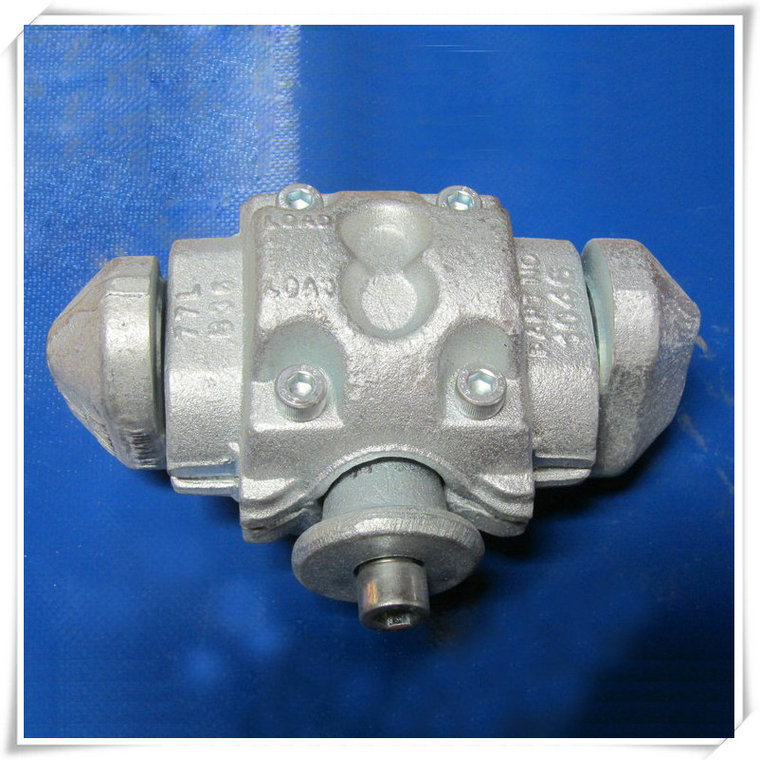 集装箱扭锁箱角连接器集装箱配件角件联接货柜吊角左右连接器