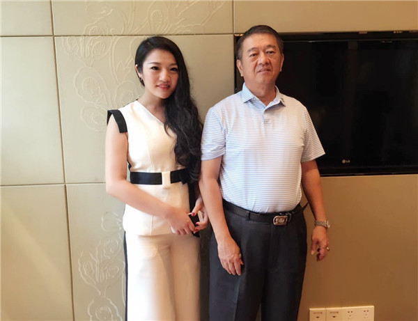 罗意儿创始人罗静女士受邀陪同绿野集团董事长李金友先生考察