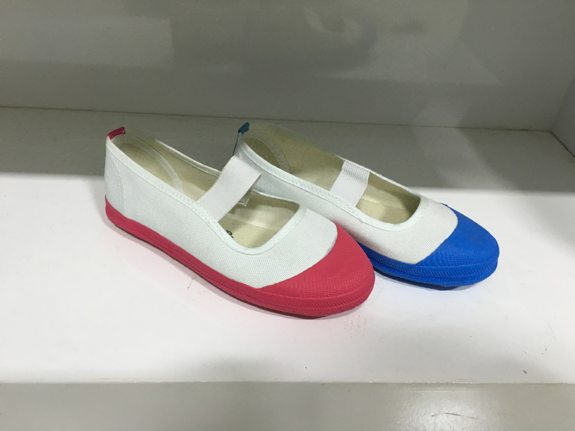 儿童舞蹈鞋儿童红头舞蹈鞋蓝头舞蹈鞋儿童六一表演鞋儿童体操鞋