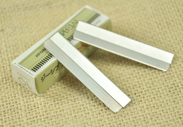 正品带钢印日本羽毛牌美容刀片修眉刀 刮眉刀 修眉形 一片