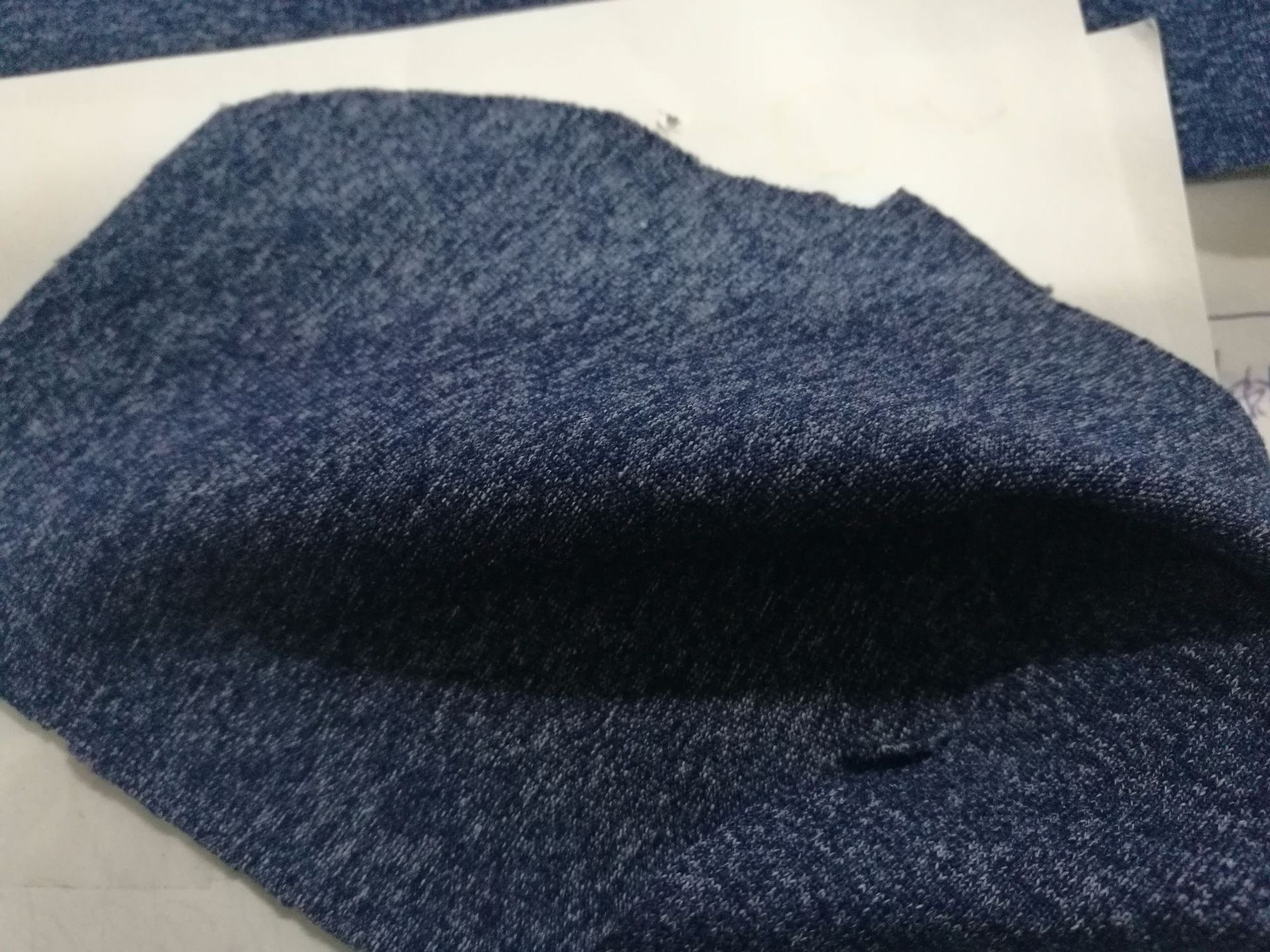 涤纶黑丝仿棉空变 麻灰仿棉空变等,主要用于:喷水 喷气 针织 花式 