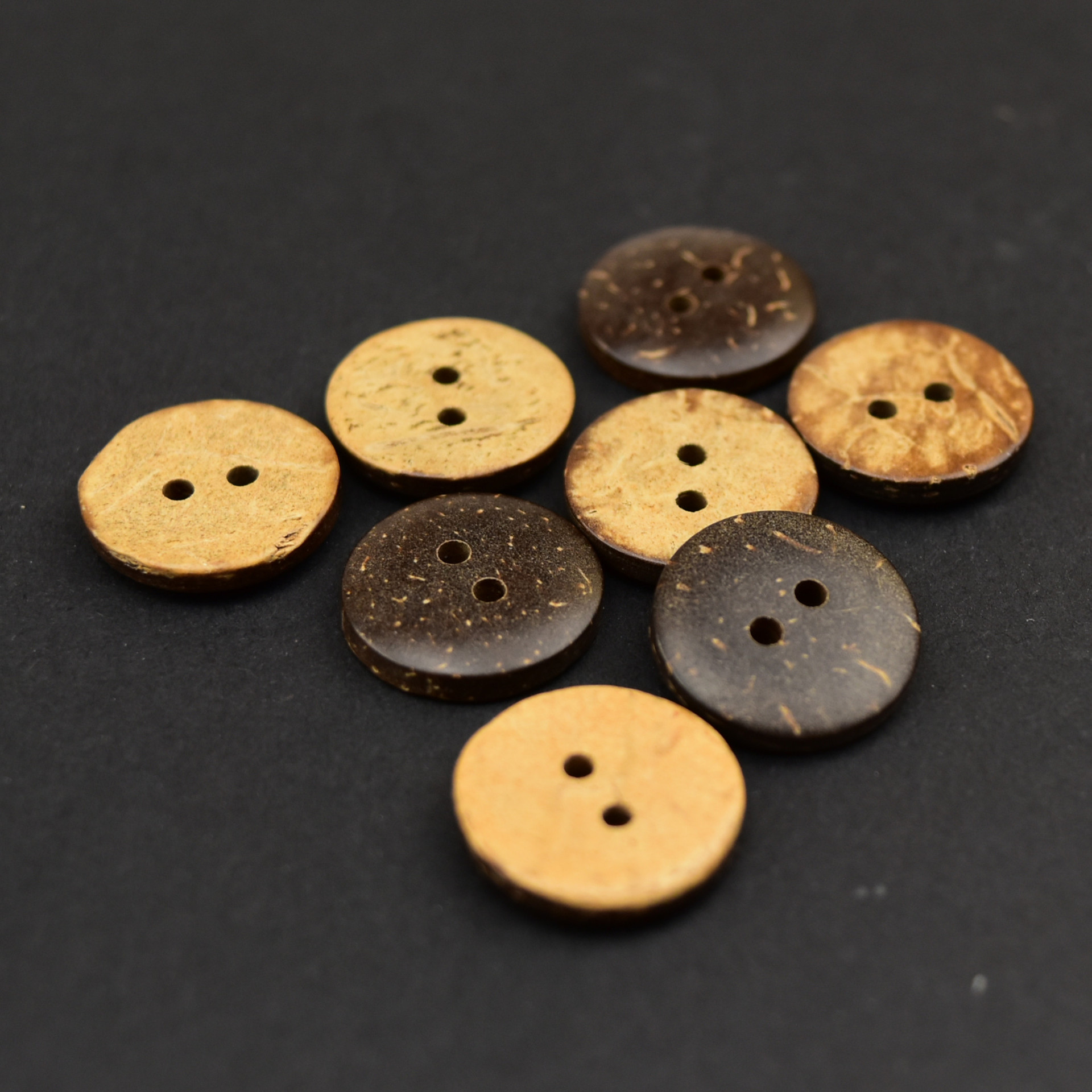 厂家直销椰子纽扣天然二孔面包扣儿童衬衫睡衣木质钮扣现货批发