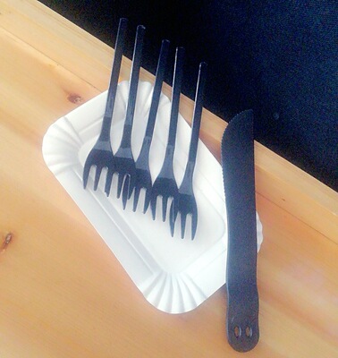 供应一次性纸质长方形蛋糕刀叉盘 10盘10叉1大刀蛋糕套装