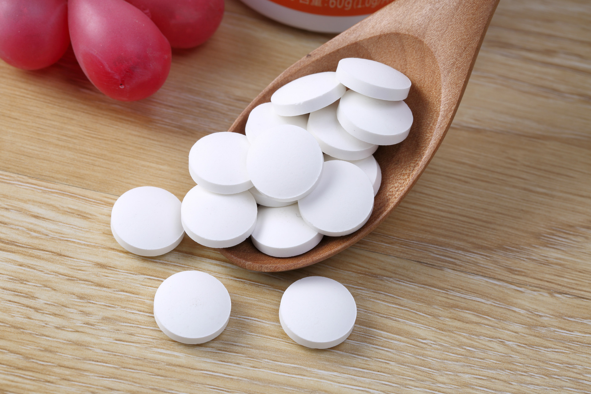 康富丽牌维生素c咀嚼片提供来料加工 保健品加工 健字蓝帽标识