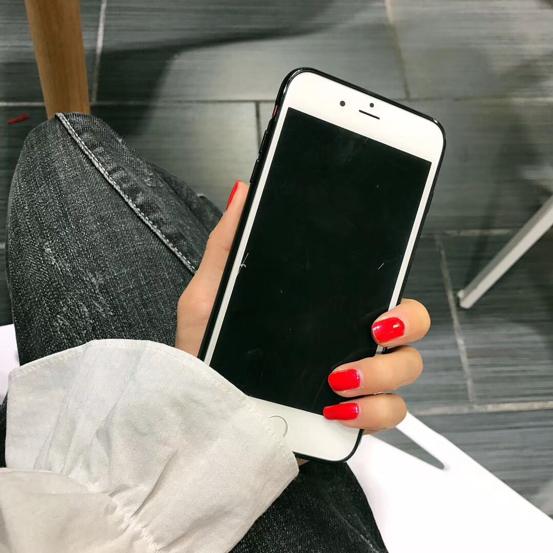 亮黑复古花朵款iphone7/x手机壳8plus烤瓷软胶苹果6s防刮花壳女