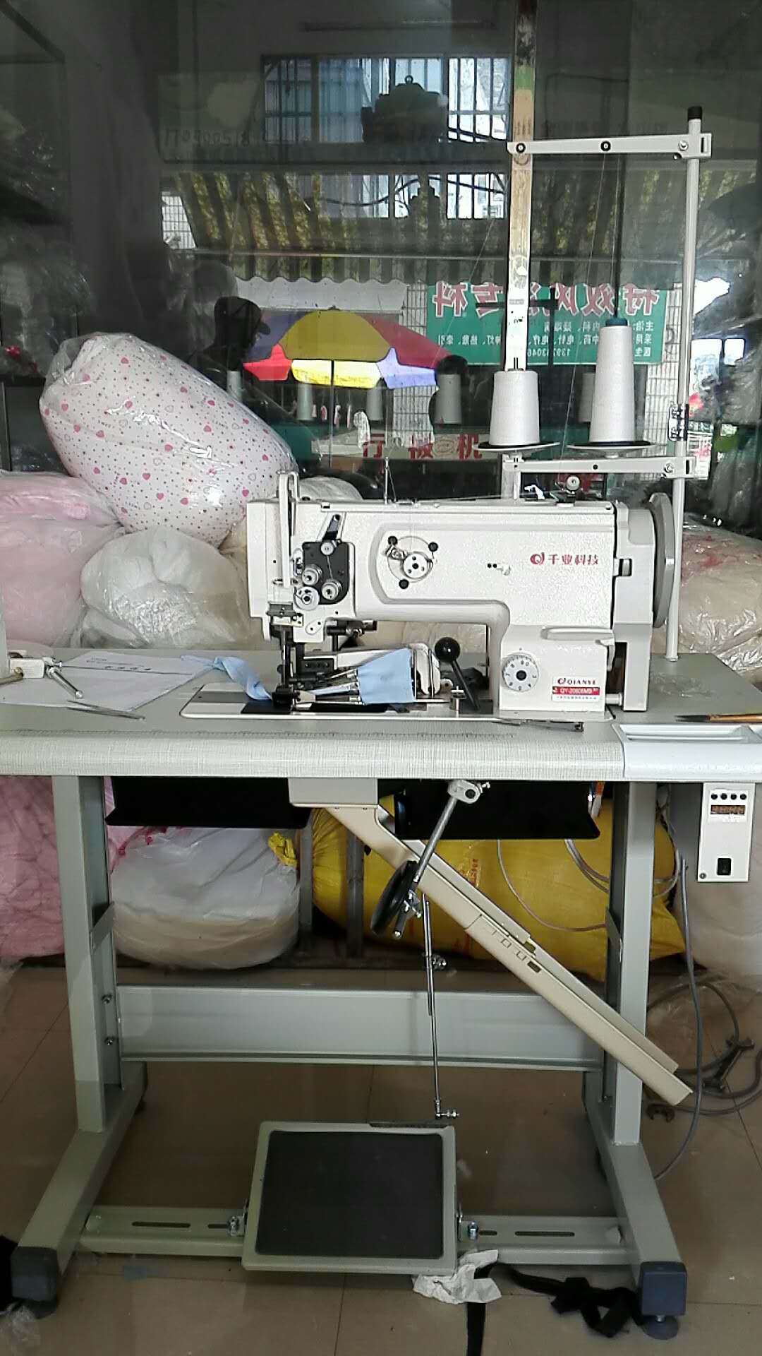 被子包边机 切包一体棉被包边机 被胎包边机 网套床垫缝纫机直销