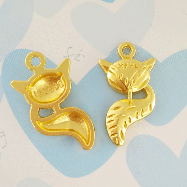 小狐狸吊坠 品牌内衣饰品 镀金吊坠项链 吊坠批发 直销