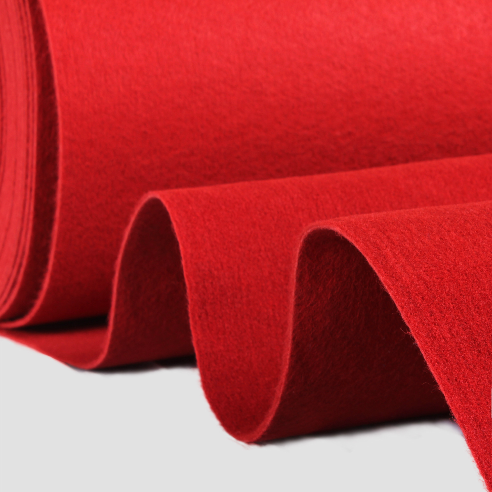 Red Carpet Wholesale Wedding Wedding Red Carpet Bright Red Commercial Opening Disposable Thicken Non-Woven Fabric Red Carpet