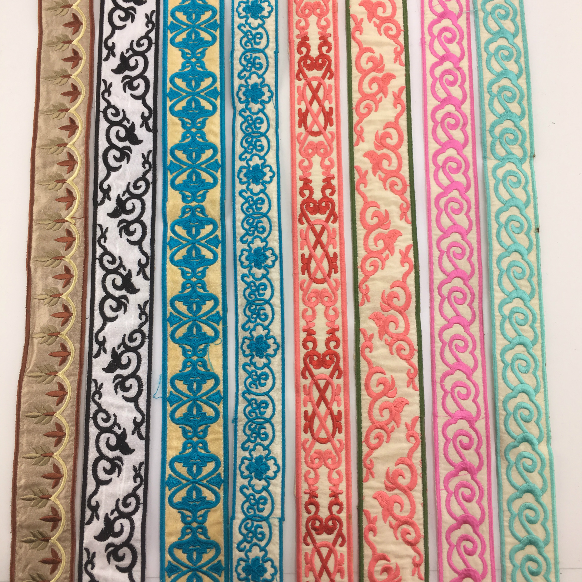 重工刺绣花边 古典汉服辅料花边 彩色刺绣花边 民族风提花织带 批