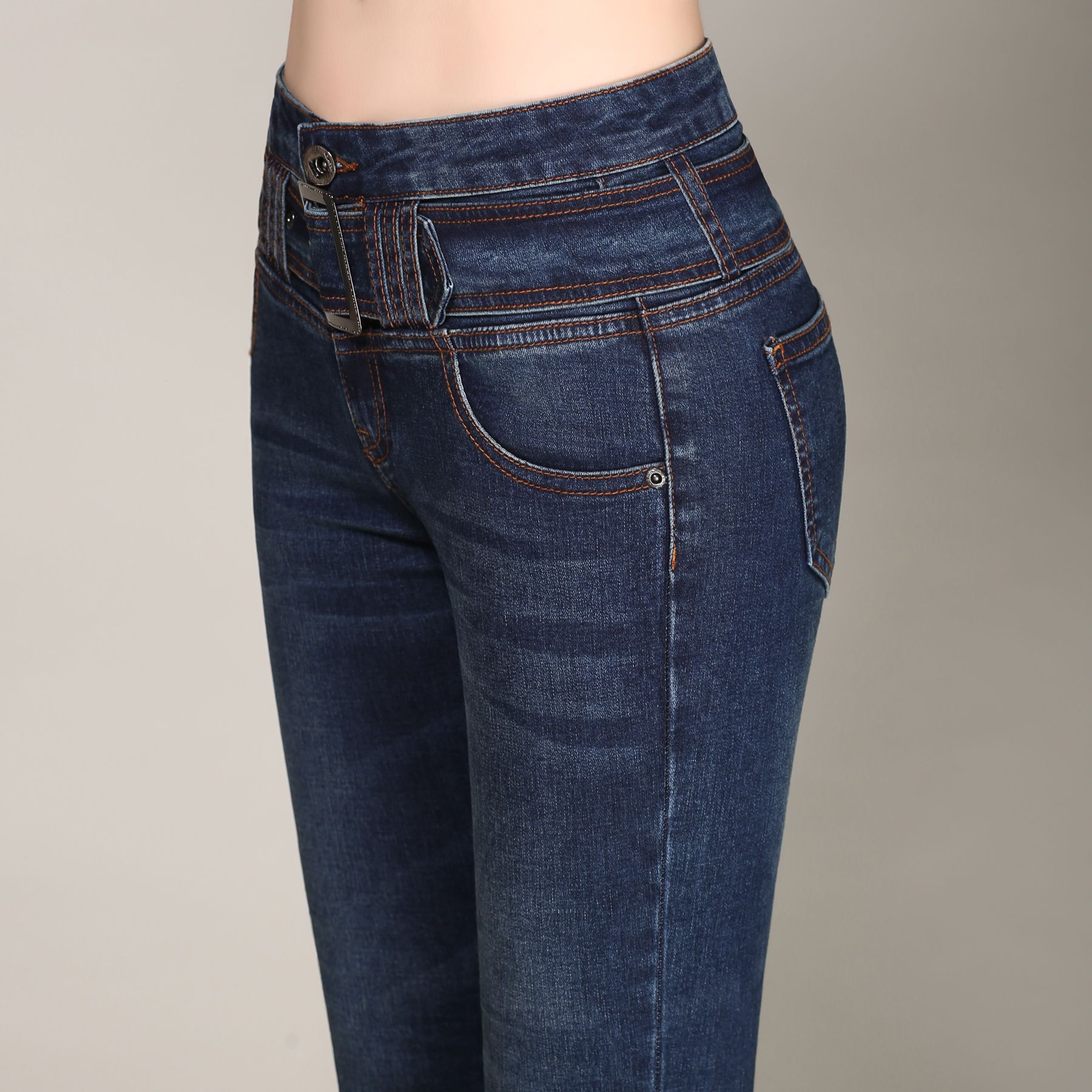 2020新款休闲微喇叭牛仔裤女高腰弹力修身韩版女士牛仔裤女式长裤