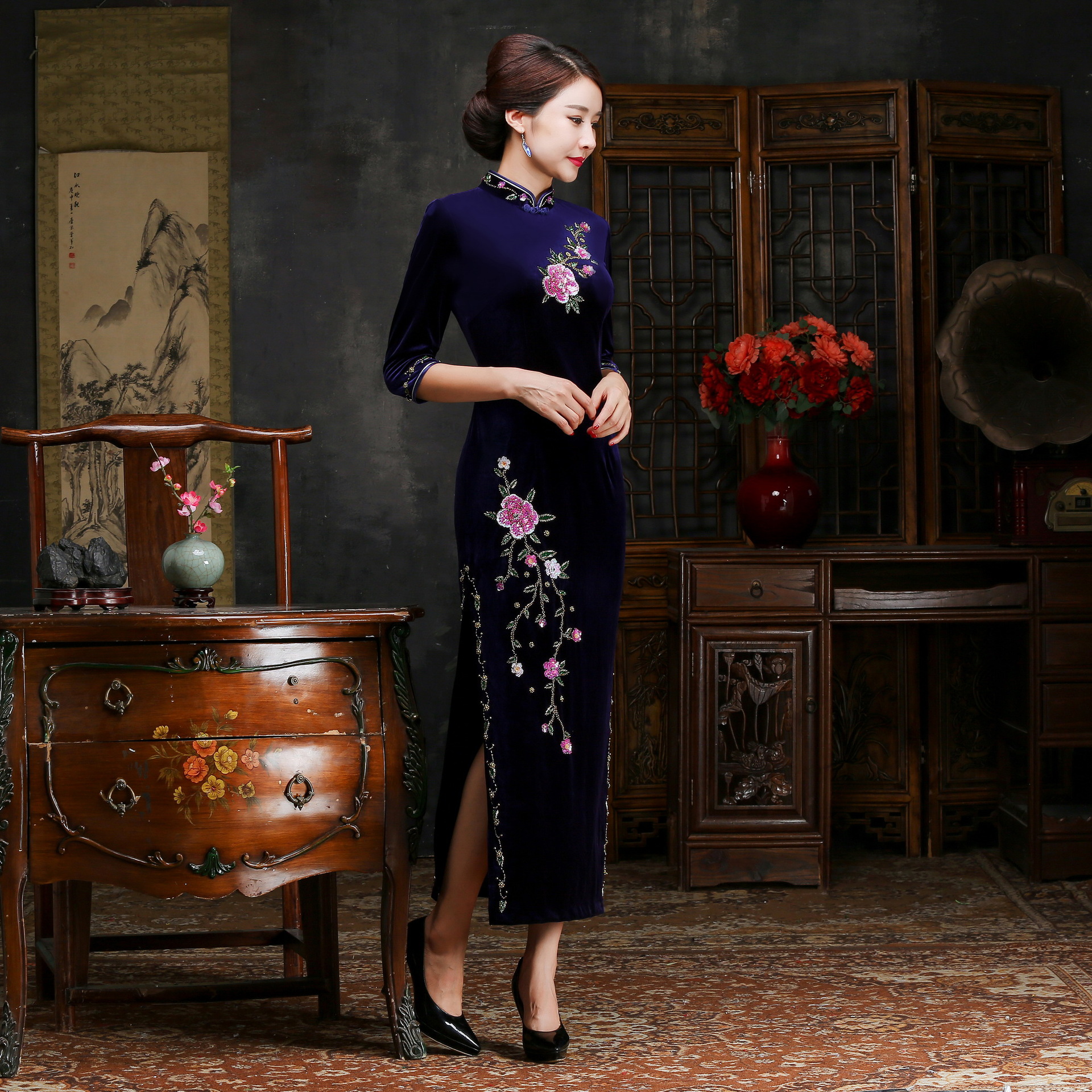 高开叉七分袖丝绒旗袍裙 女式高档修身显瘦旗袍 复古长款改良旗袍