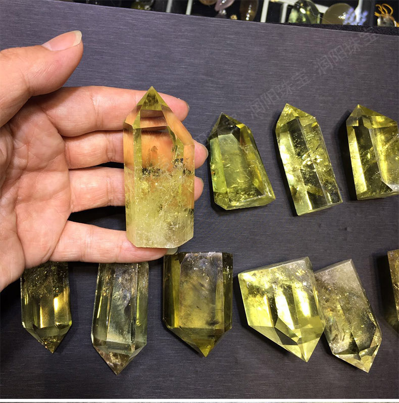 天然黄水晶原矿石 黄水晶柱 六角棱 原石摆件产地批发