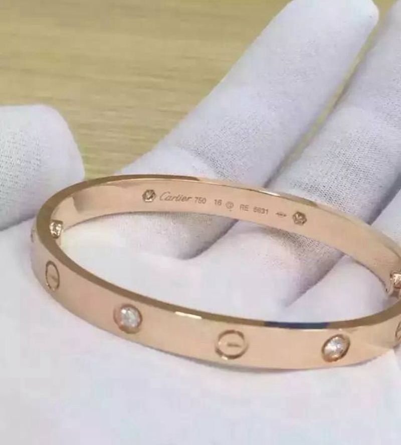 明星都爱卡地亚love手镯 真心好看jk饰品工厂推荐