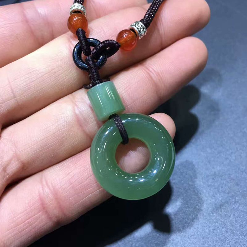 厂家直销新疆天然和田玉青海料玉石同心圆吊坠玉器玉环挂件批发