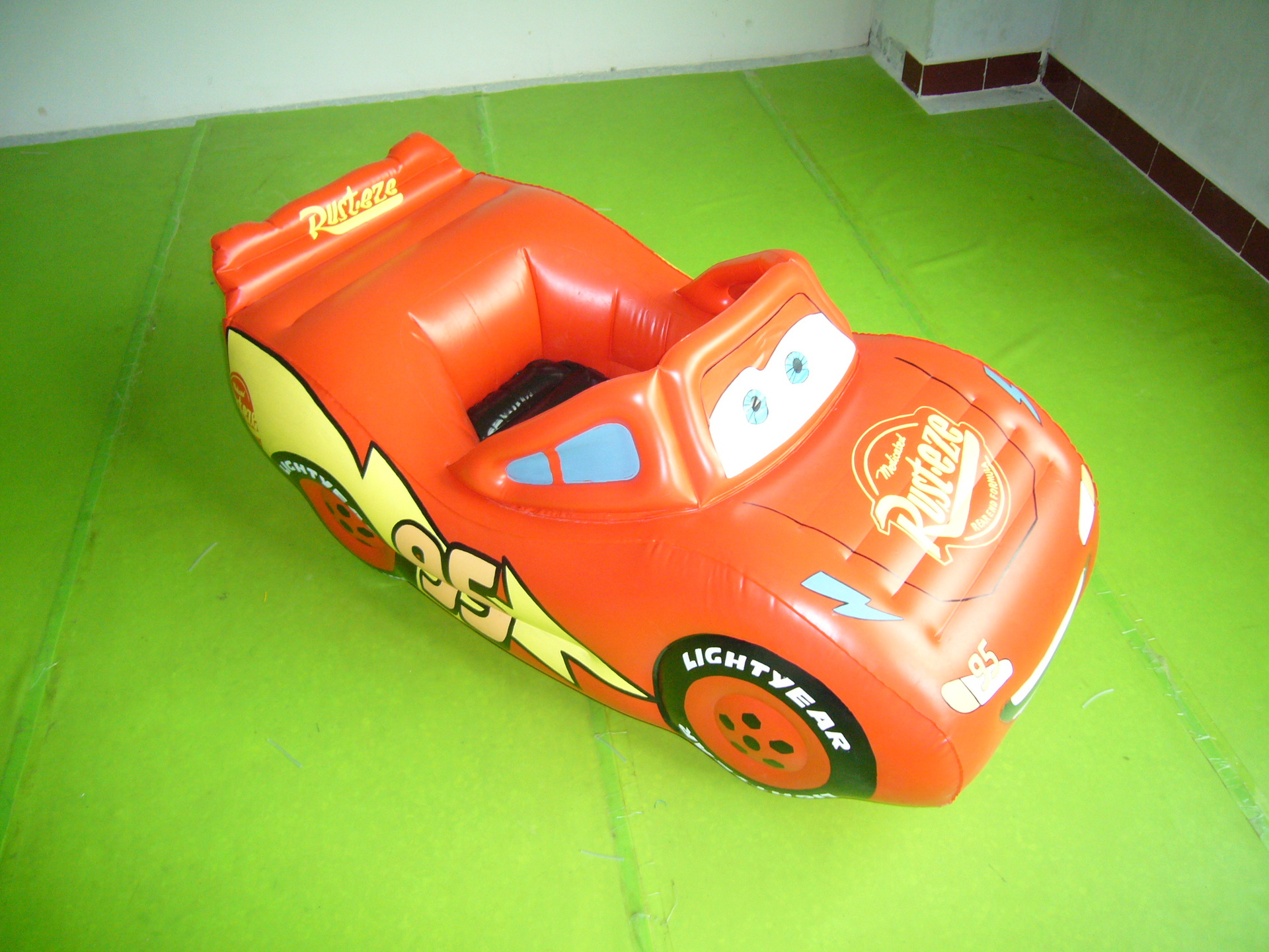 定制儿童充气玩具车pvc充气汽车卡通小轿车玩具