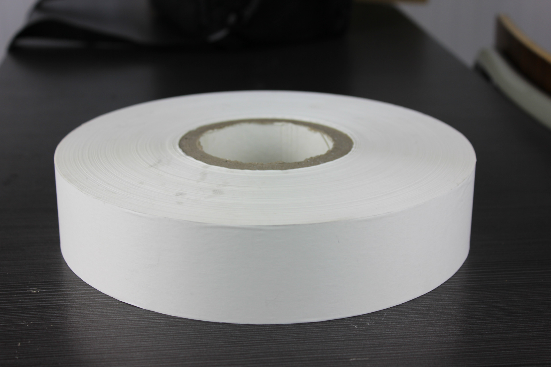 30-40克普通型烟用接装原纸 卷烟接装纸的印刷 烫金 激.