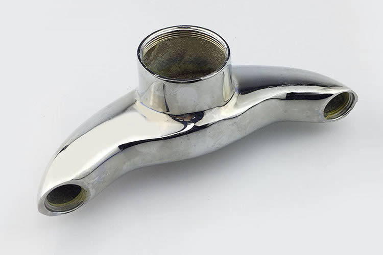 厂家直销 虎奔卫浴锌合金月亮厨房入墙菜盆壳体 冷热混水龙头批发