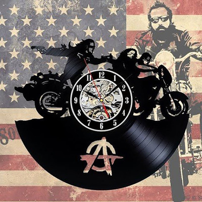 混乱之子图案乙烯基材质黑胶唱片挂钟现代家庭复古风格装饰