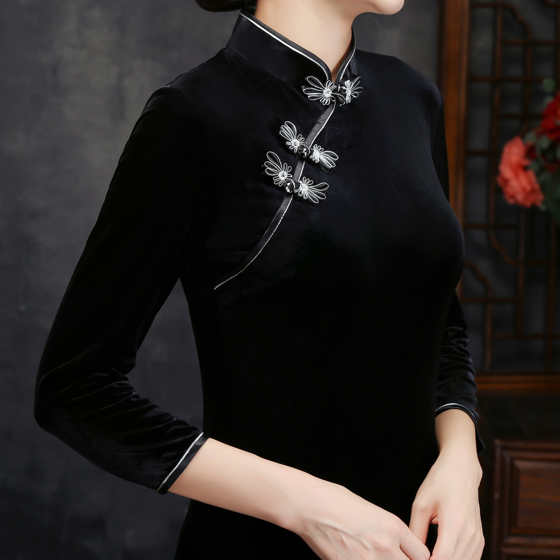 七分袖金丝绒高档修身显瘦复古加绒加厚改良日常妈妈连衣裙素旗袍