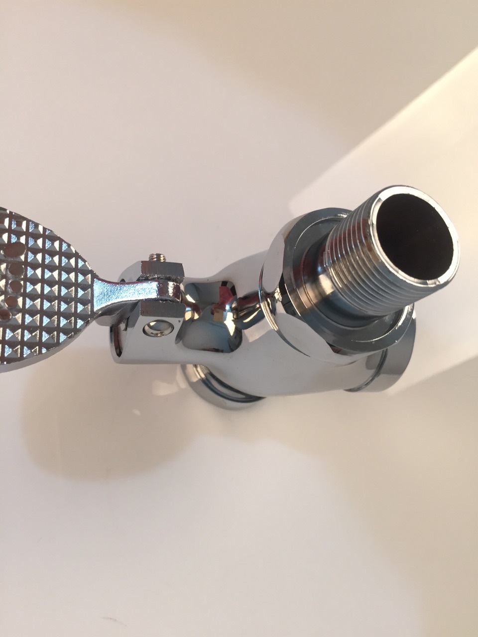 供应卫浴黄铜高标脚踏阀 脚踩冲水阀 公共卫生卫浴冲水阀加工定制