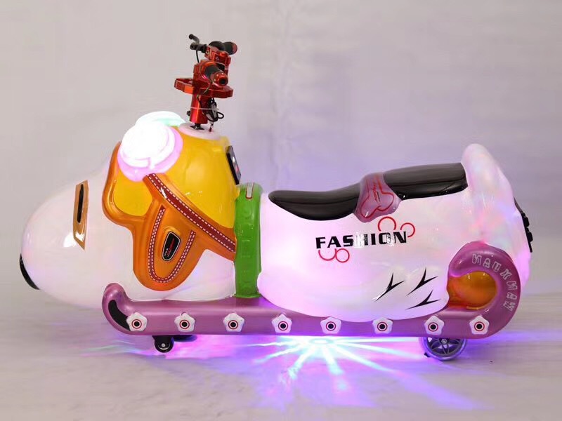 2018新款迷你投币摇摇车红绿灯小鹿乐迪小艾佩奇蜗牛小款摇摆机