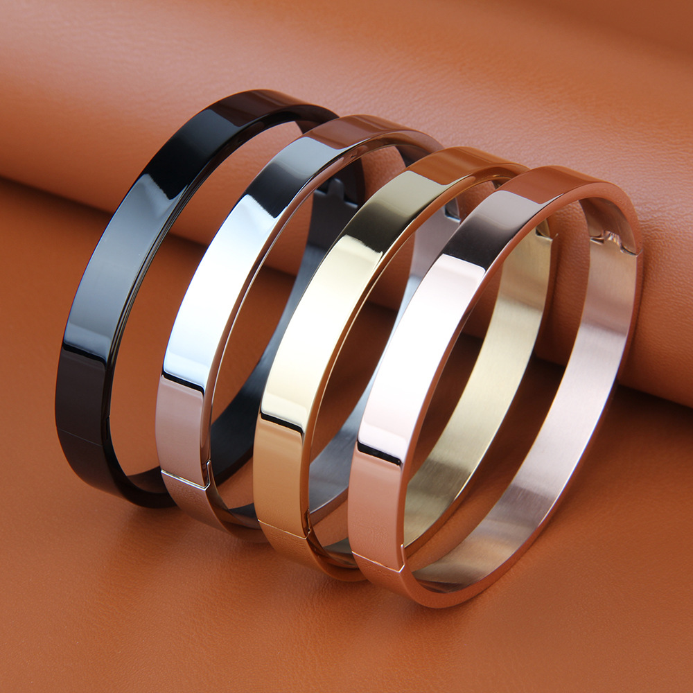 欧美简约情侣钛钢手镯 厂家现货批发椭圆形亮面黑色不锈钢手镯