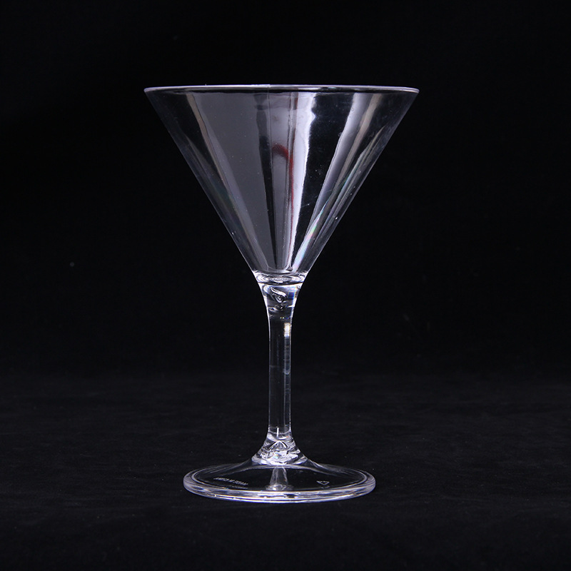 创意家居三角红酒杯 便携酒吧鸡尾酒杯马天尼酒杯pp耐摔果汁杯