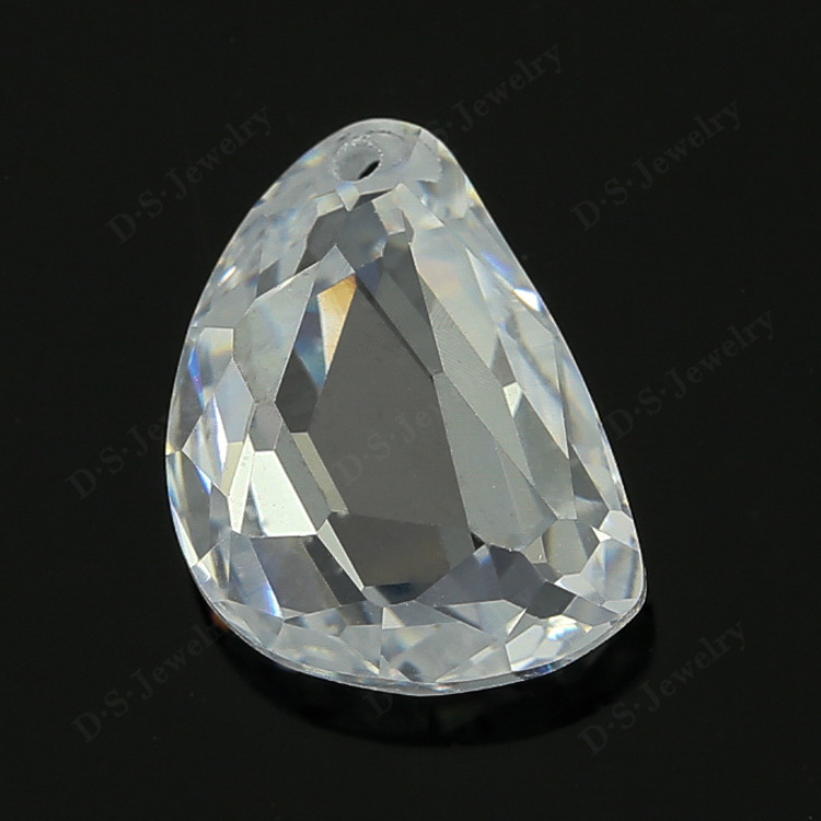 广西梧州人造宝石裸石3aaa级豆荚形白色锆石原石厂家工艺品