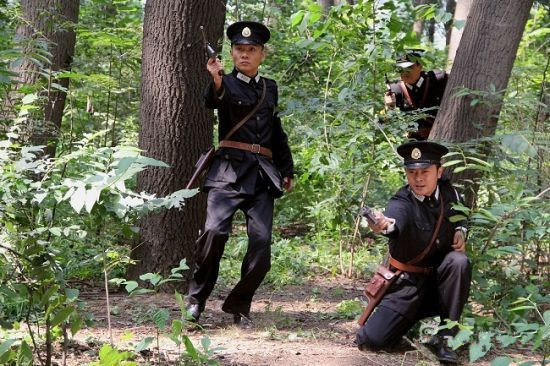 新款民国二狗子演出服巡捕房伪警察伪军舞台表演服黑色男