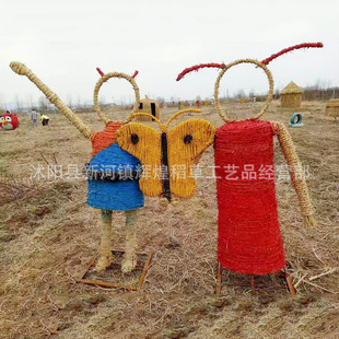 厂家制作工艺品稻草人玩偶批发稻草人造型百变卡通防腐草编可定制