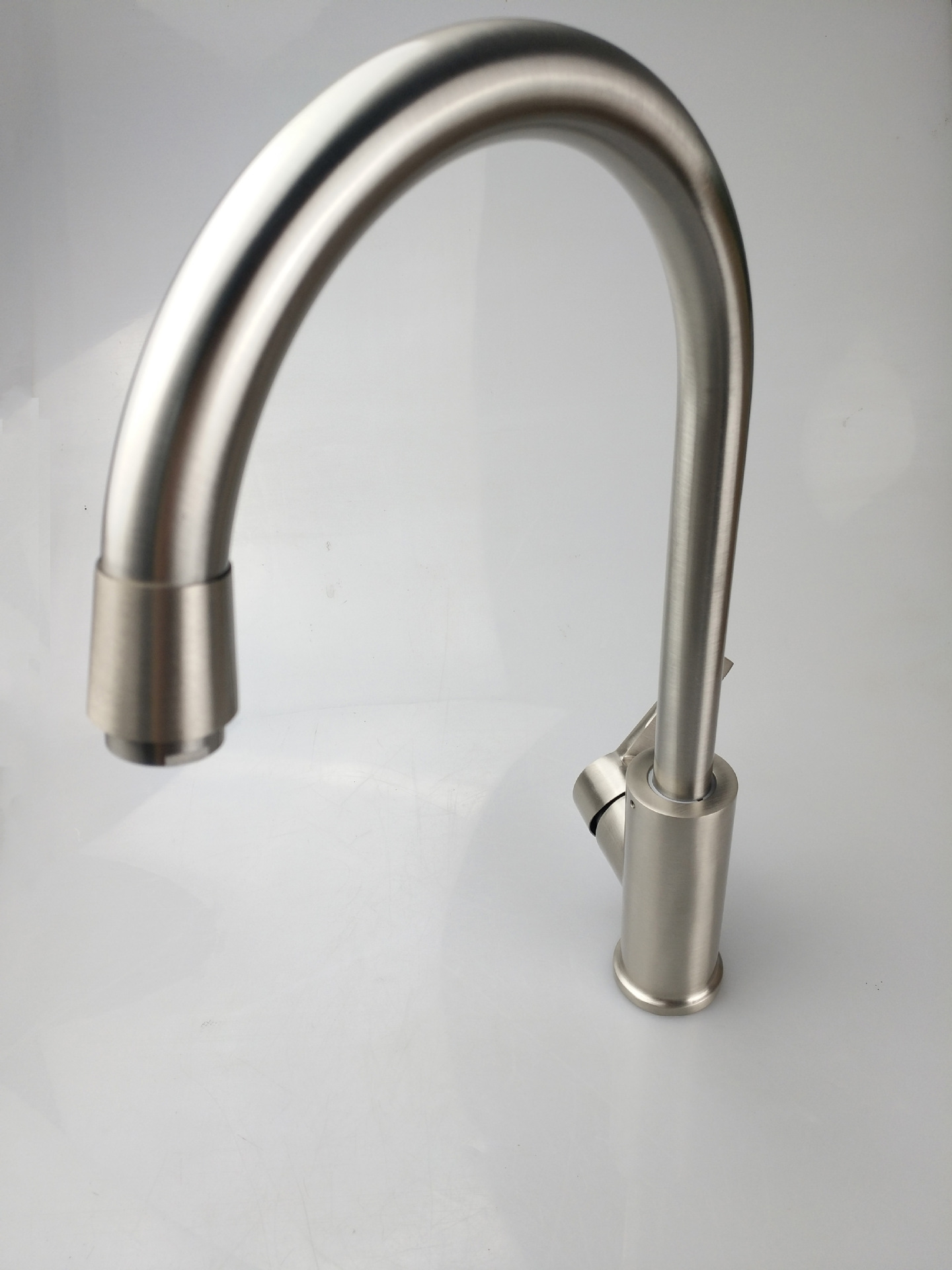 不锈钢水槽洗菜盆陶瓷盆冷热水拉丝圆三通平三通菜盆混水龙头厂家