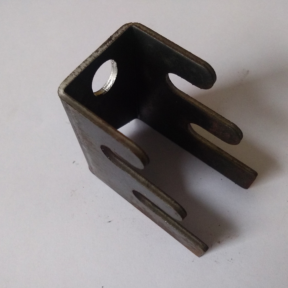 厂家供应 铁床配件 上下床连接件连接卡扣 现货供应